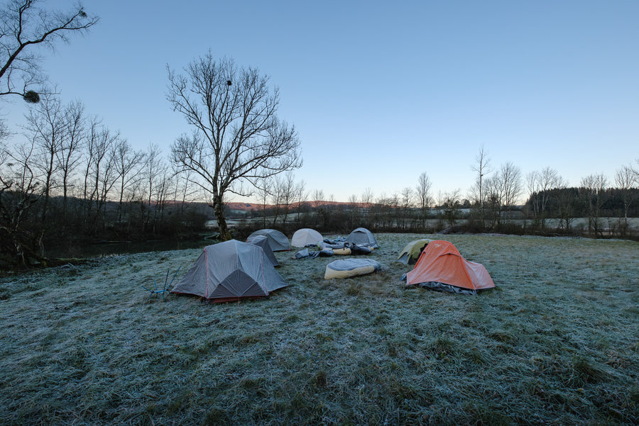 Icy bivouac and precise logistics